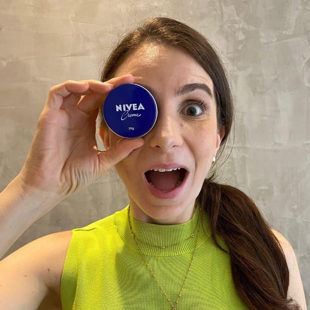 Nivea da latinha azul